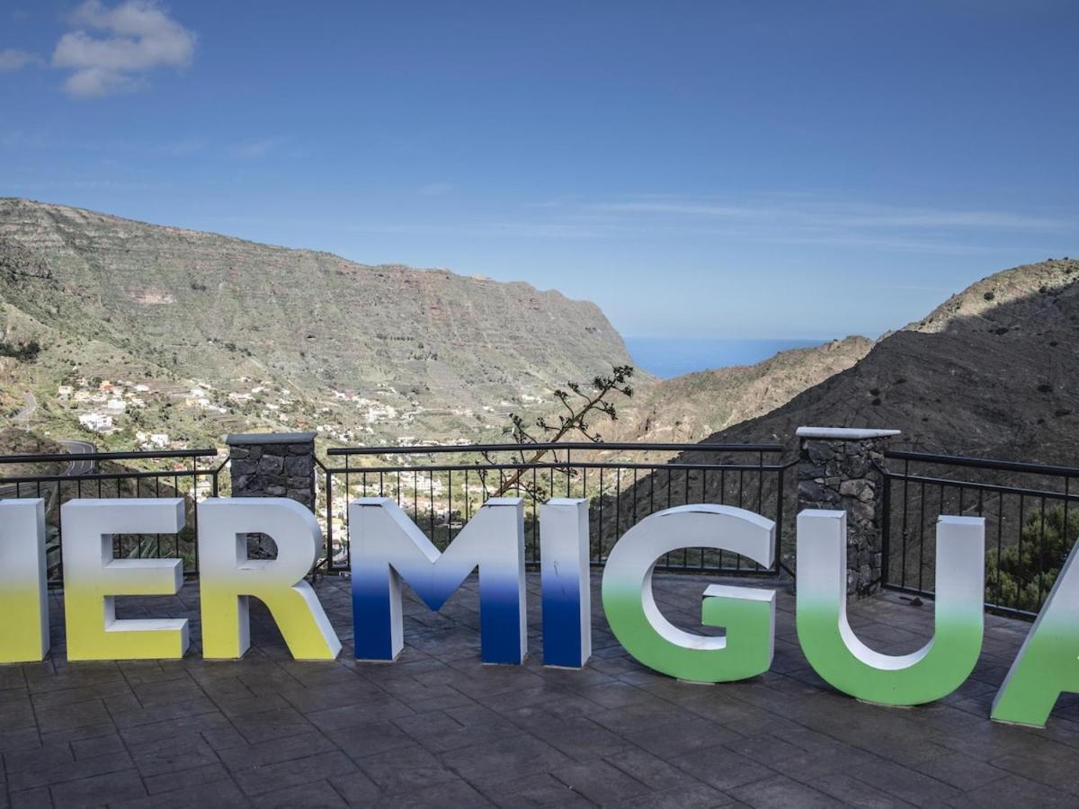Lightbooking Hermigua Juan Y Fina I Exterior photo